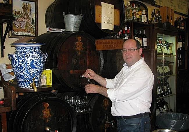 Bodegas Castañeda taberna vermut Almireceros Granada