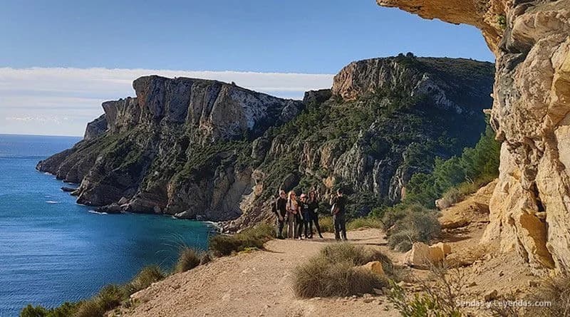 Cala Llebeig Benitatxell ruta acantilados Alicante