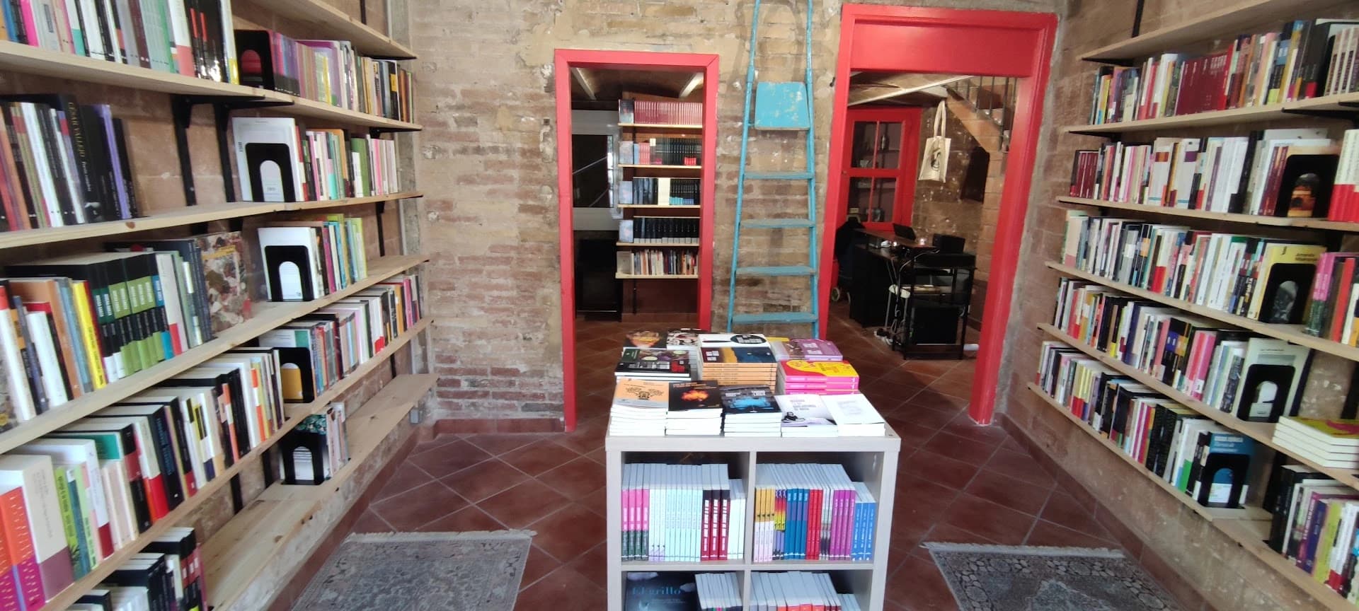 Imagen de Clubes de lectura de La Malinche Llibreria