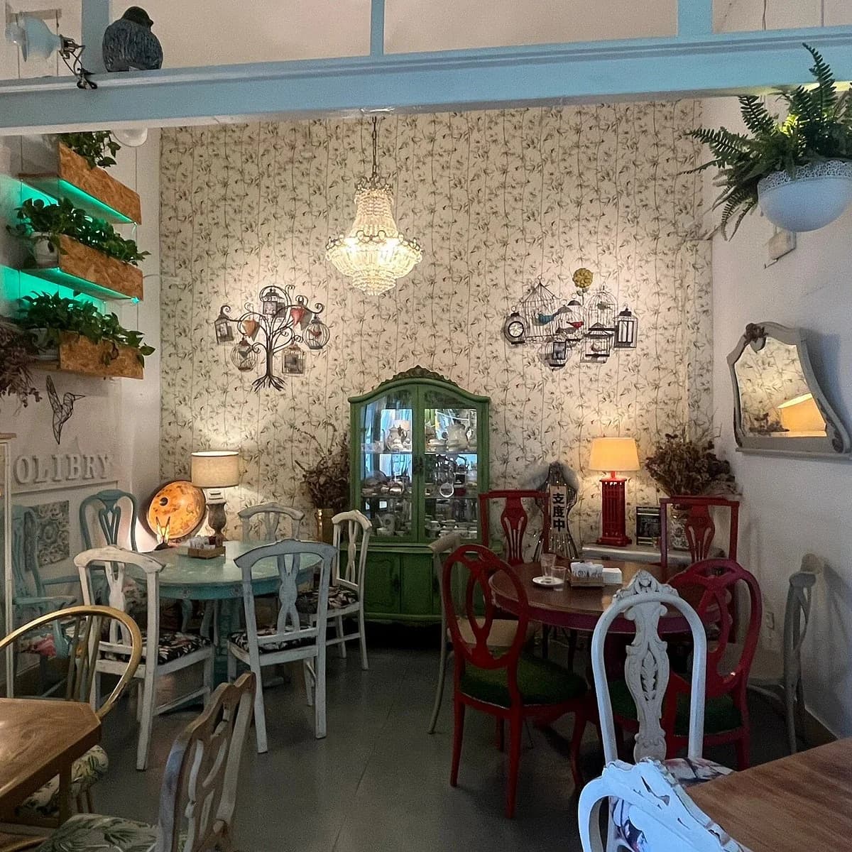 Interior vintage de Cafetería Colibry