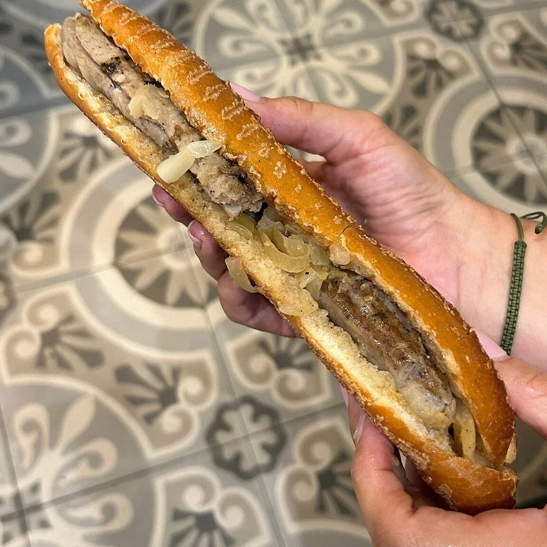 Bocadillo caliente en Conesa Entrepans