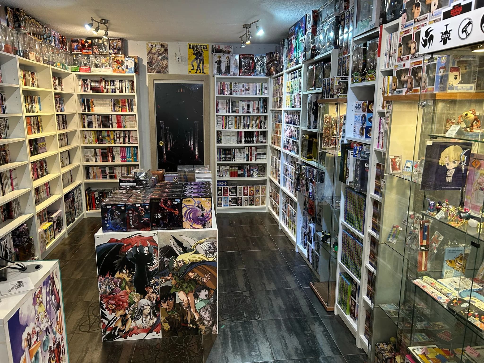 Dune Comics librería manga Centro Granada