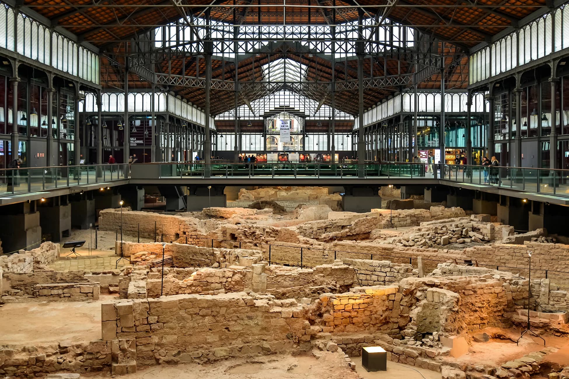 El Born Centre de Cultura i Memòria: la ciudad del siglo XIX bajo el suelo Barcelona