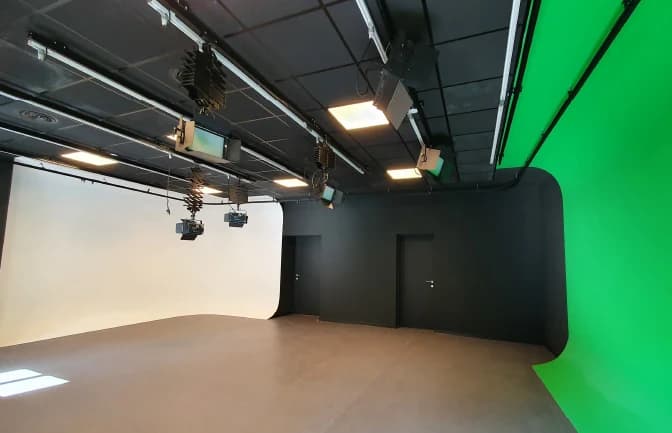 Imagen de El Modern. Centre Audiovisual i Digital en Girona