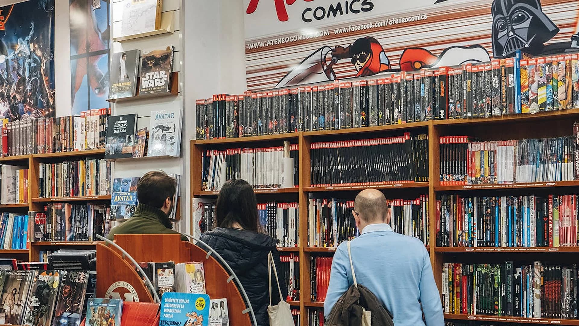 Friki's Shop calle Reyes Católicos Alicante tienda geek