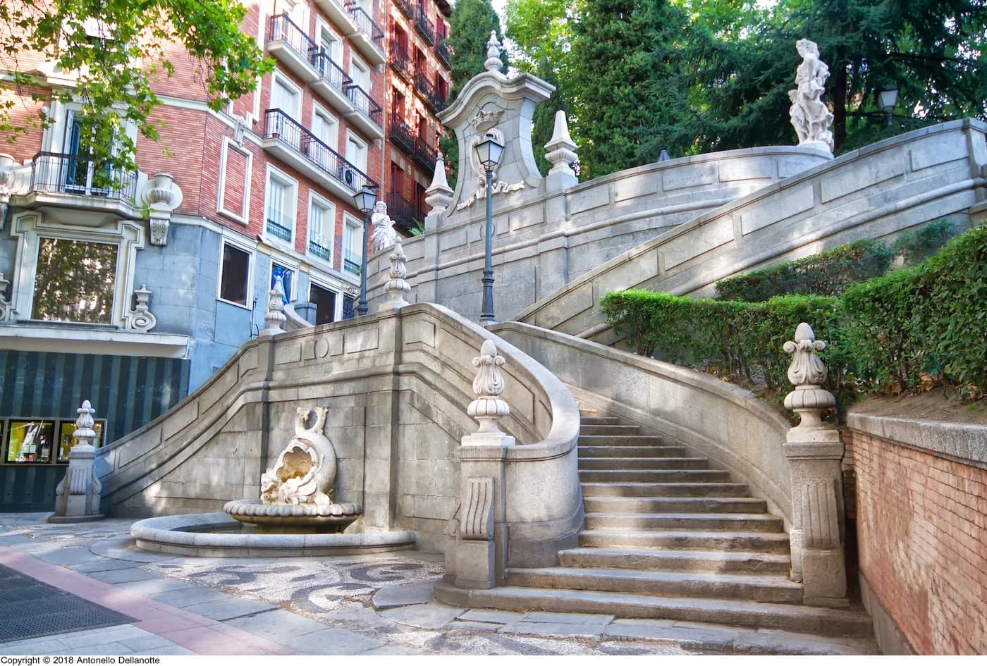 Imagen de Fuente monumental del doctor Jaime Ferrán y Clúa en Madrid