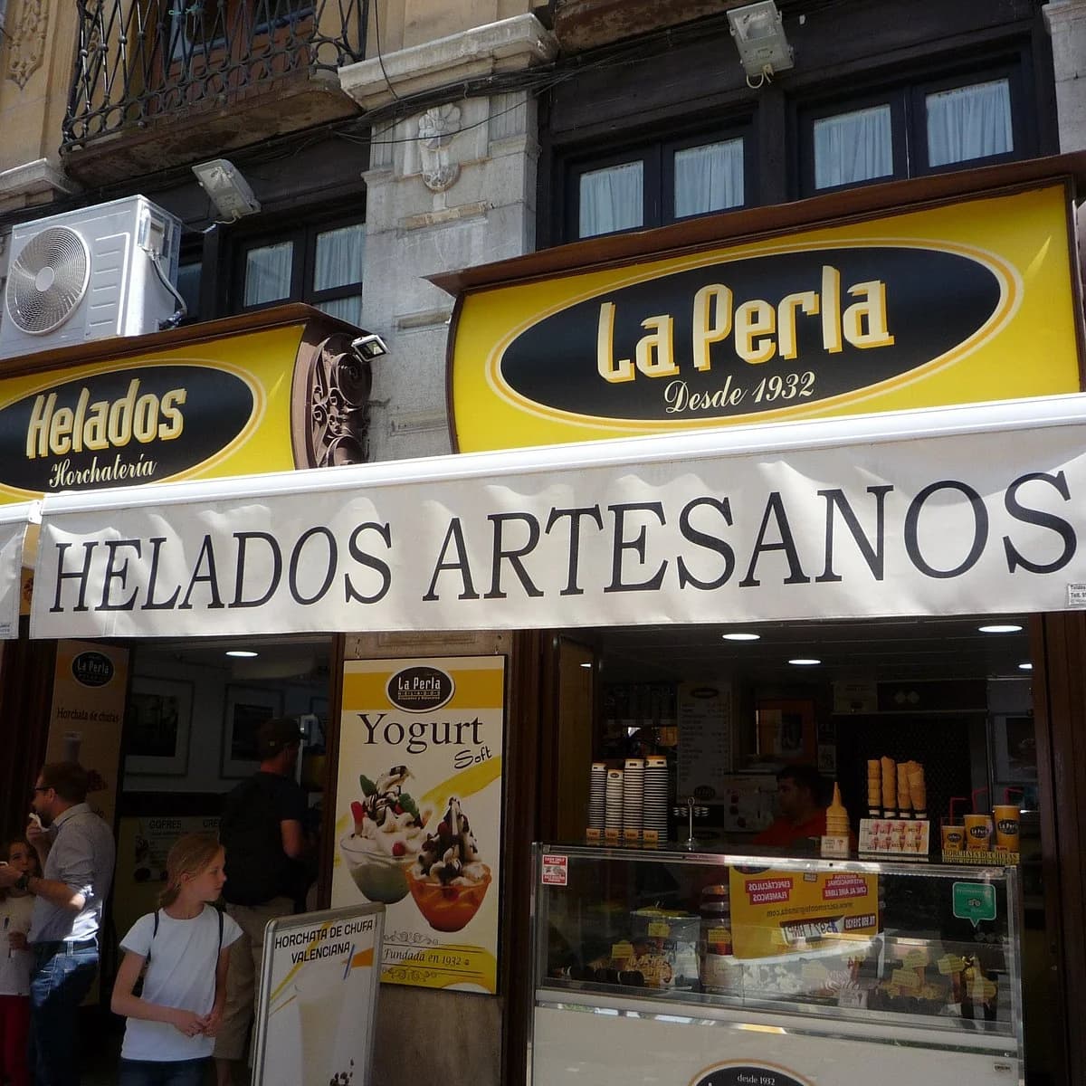 Heladería Alpinos Plaza Pescadería Granada