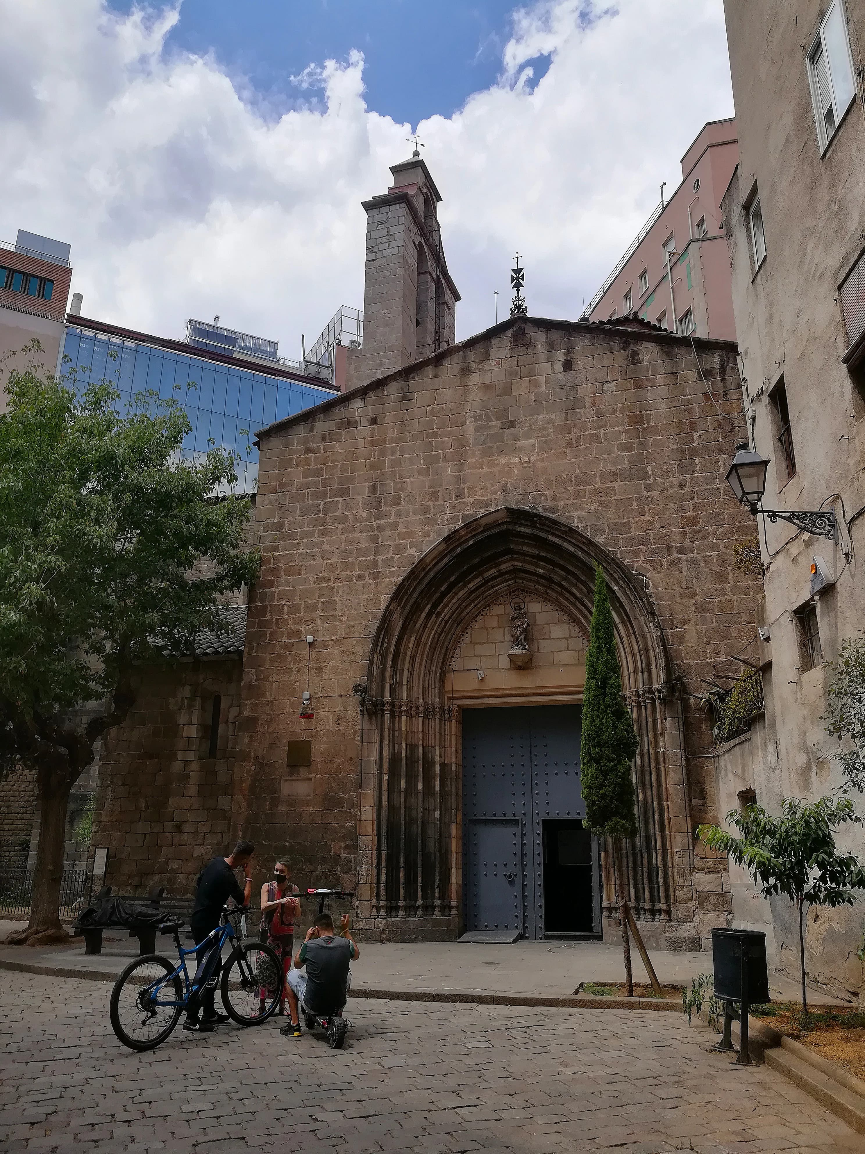 Imagen de Iglesia y antiguo monasterio de Santa Anna en Barcelona