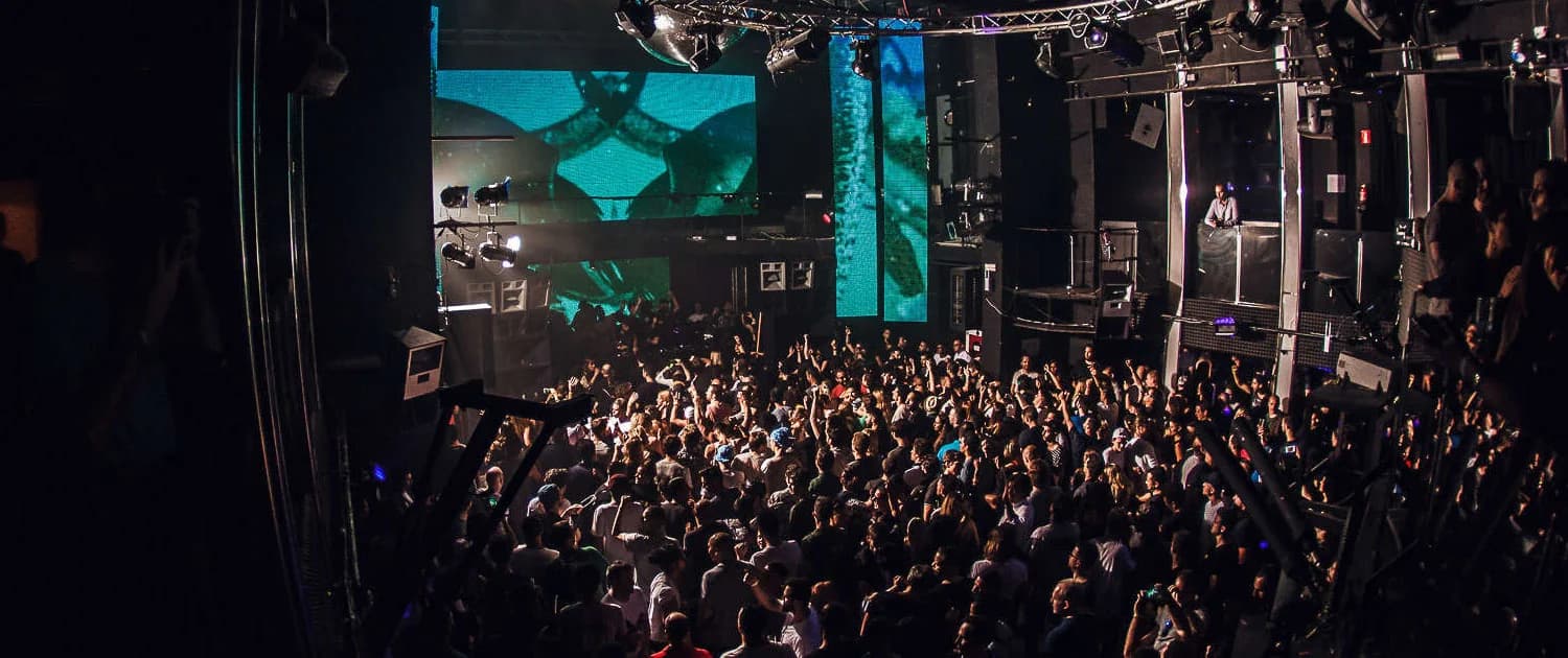 Input Club: techno y house en el Pueblo Español de Montjuïc Barcelona