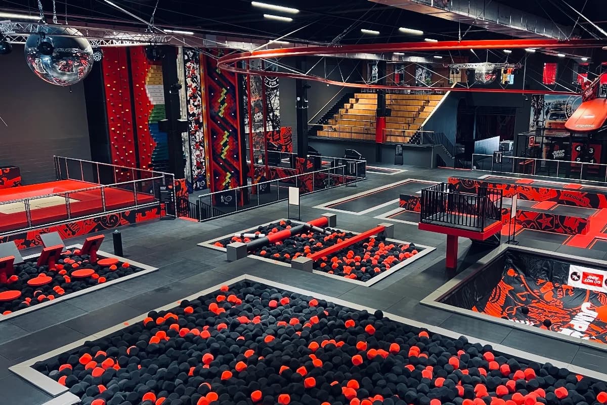 JumpYard Valencia Bonaire trampolines