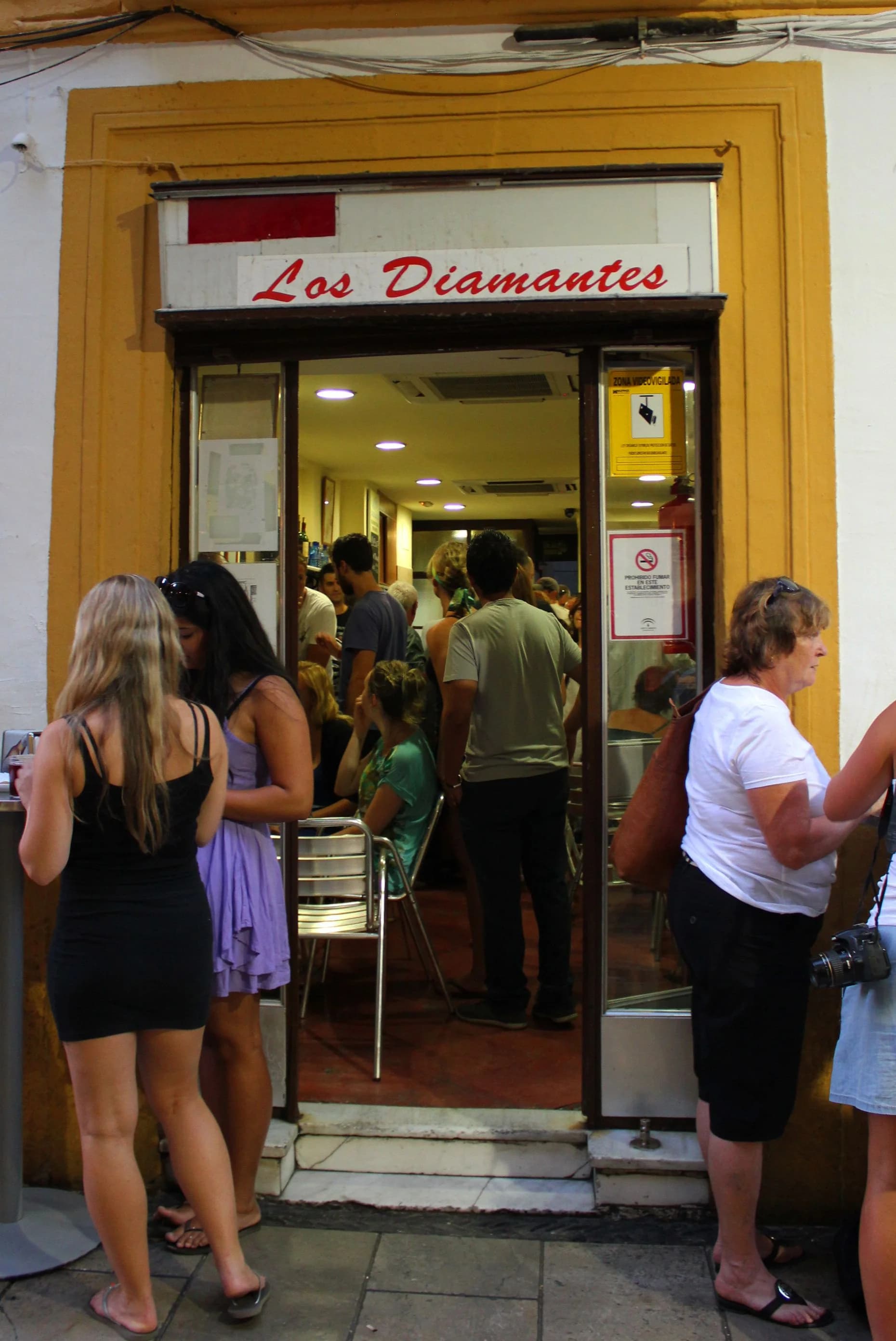 Los Diamantes bar tapas seafood Calle Navas Granada