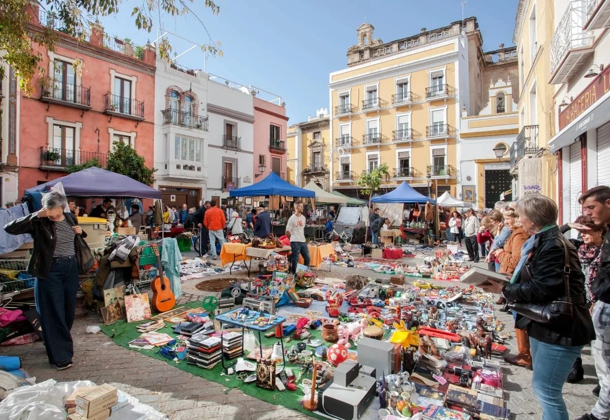 Los Remedios Market: El Mercado de Barrio más Animado del Sur Sevilla