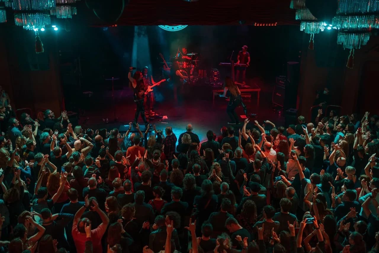 Sala Luz de Gas: elegancia rococó con treinta años de conciertos Barcelona