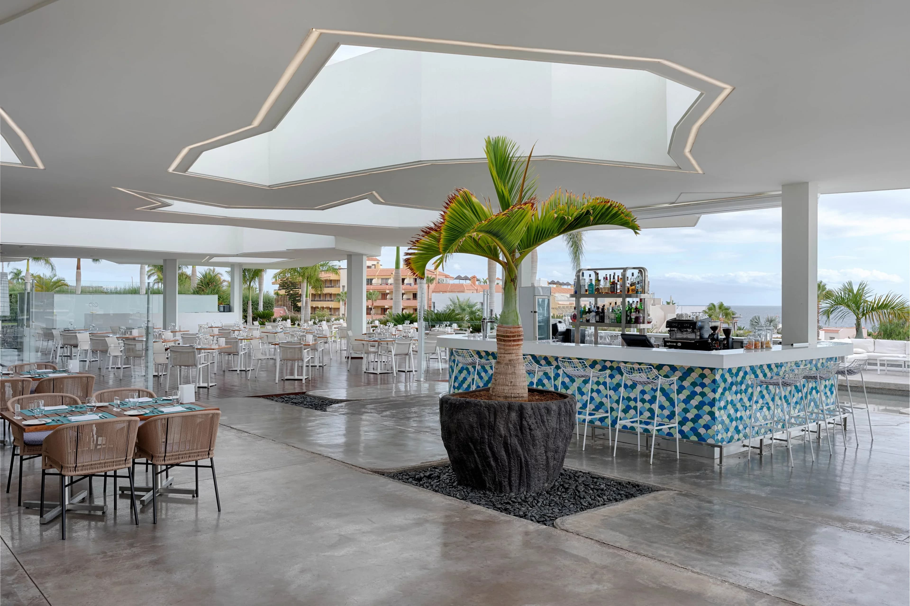 Maresía Atlantic Bar rooftop Royal Hideaway Corales Adeje