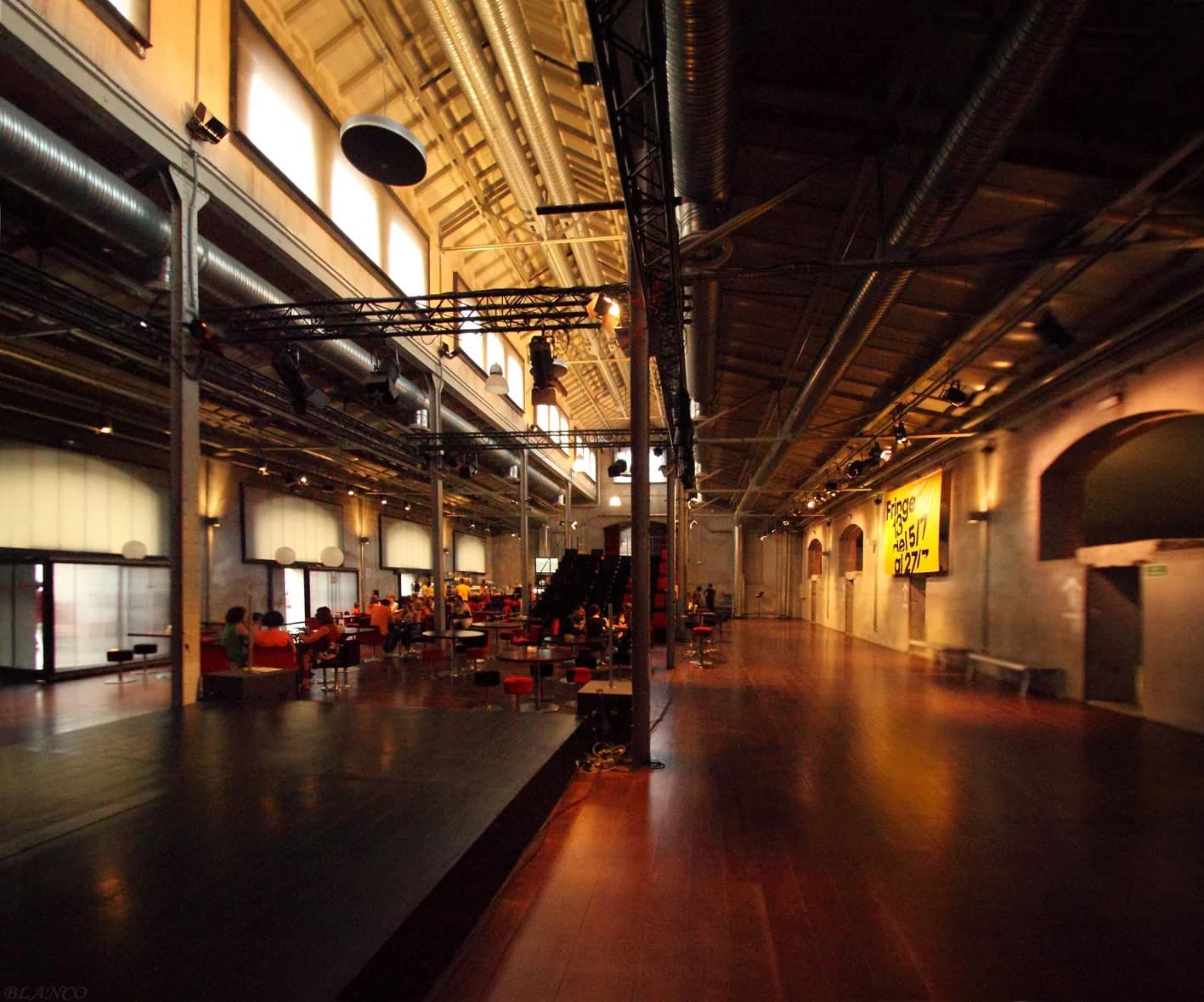 Matadero Madrid centro cultural naves neomudéjares