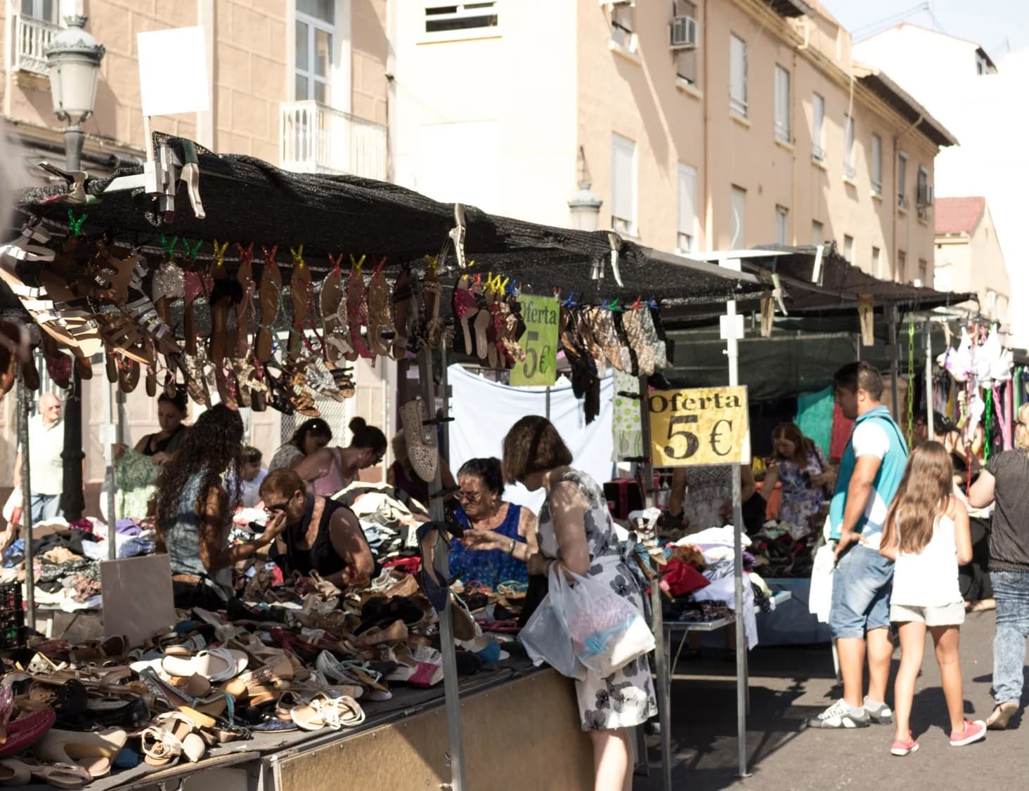 Mercadillo del Cabanyal Carrer de Justo Vilar Valencia