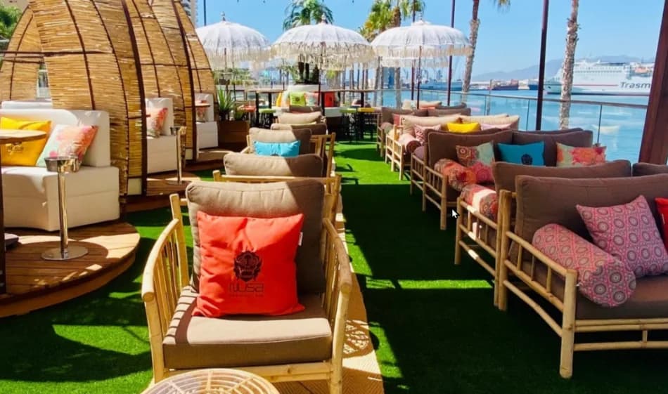 Nusa Cocktail Bar Malaga