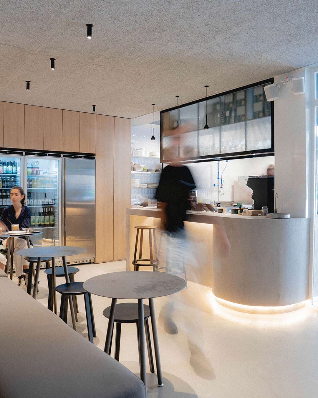 Zona de coworking en Osom Coffee House