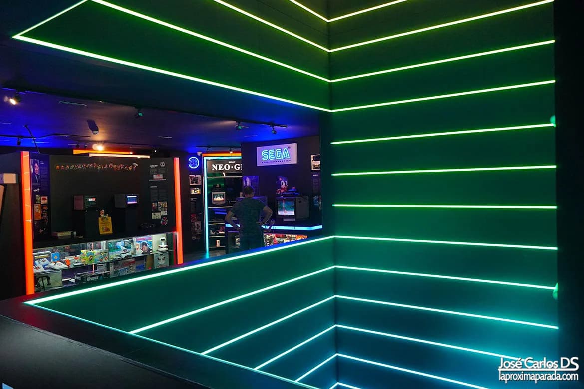 OXO Museo del Videojuego Plaza del Siglo Málaga