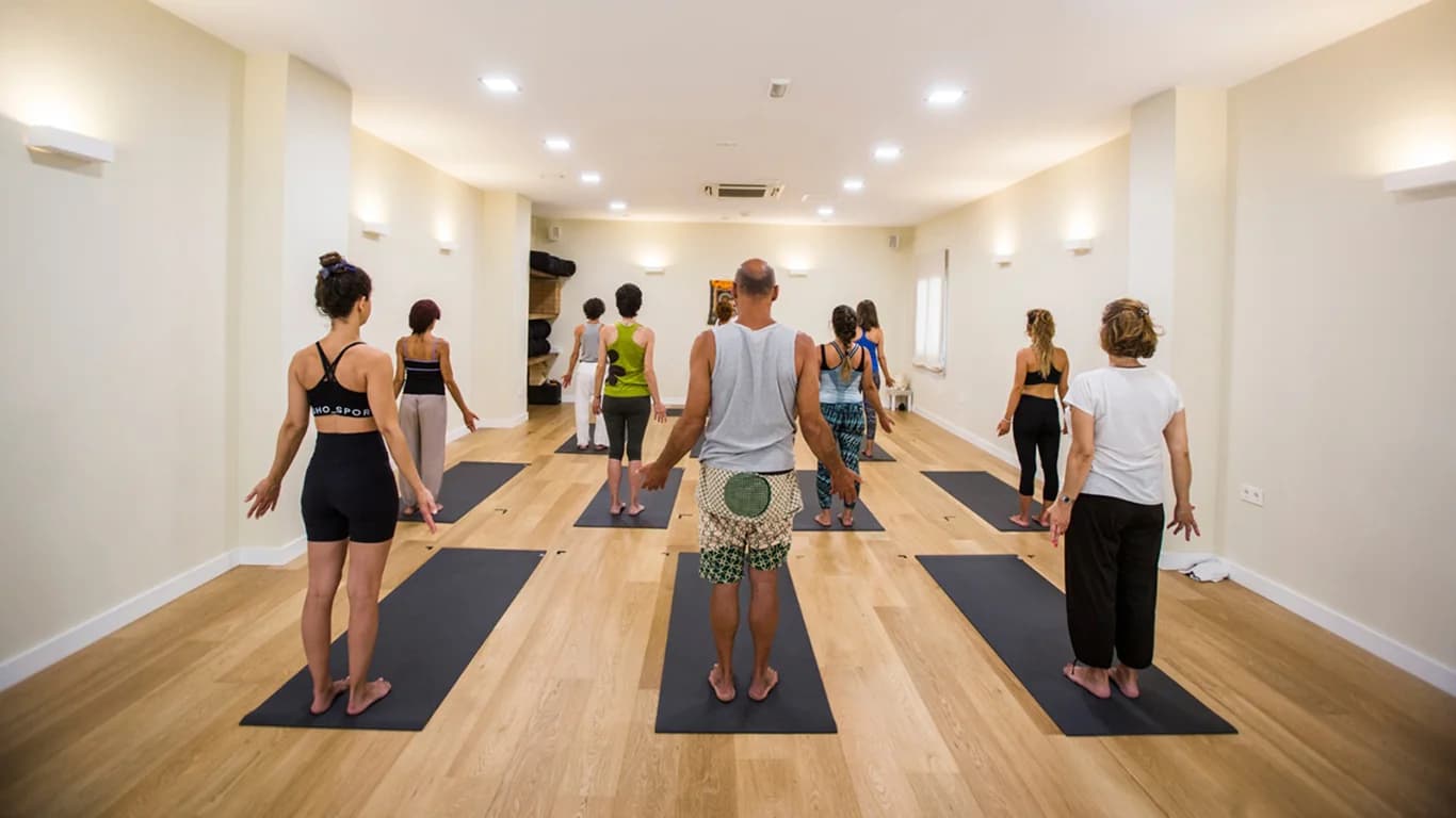 OYOGA: Yoga Contemporáneo en el Centro de Sevilla