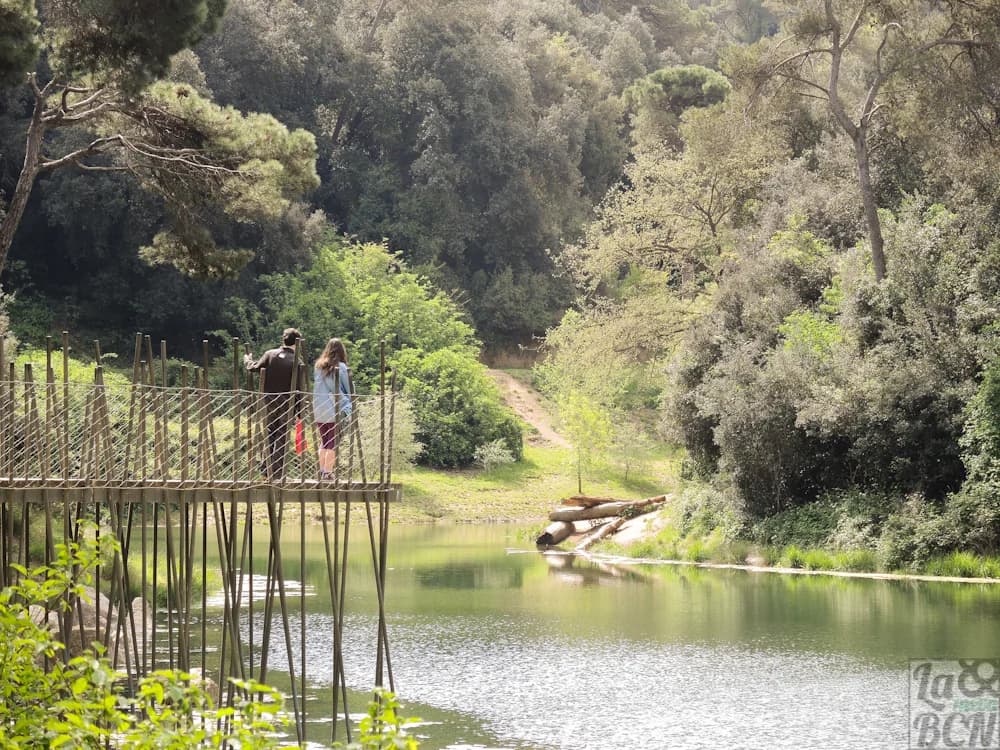 Pantà de Vallvidrera y Tibidabo: bosque, agua y cima en Collserola Barcelona