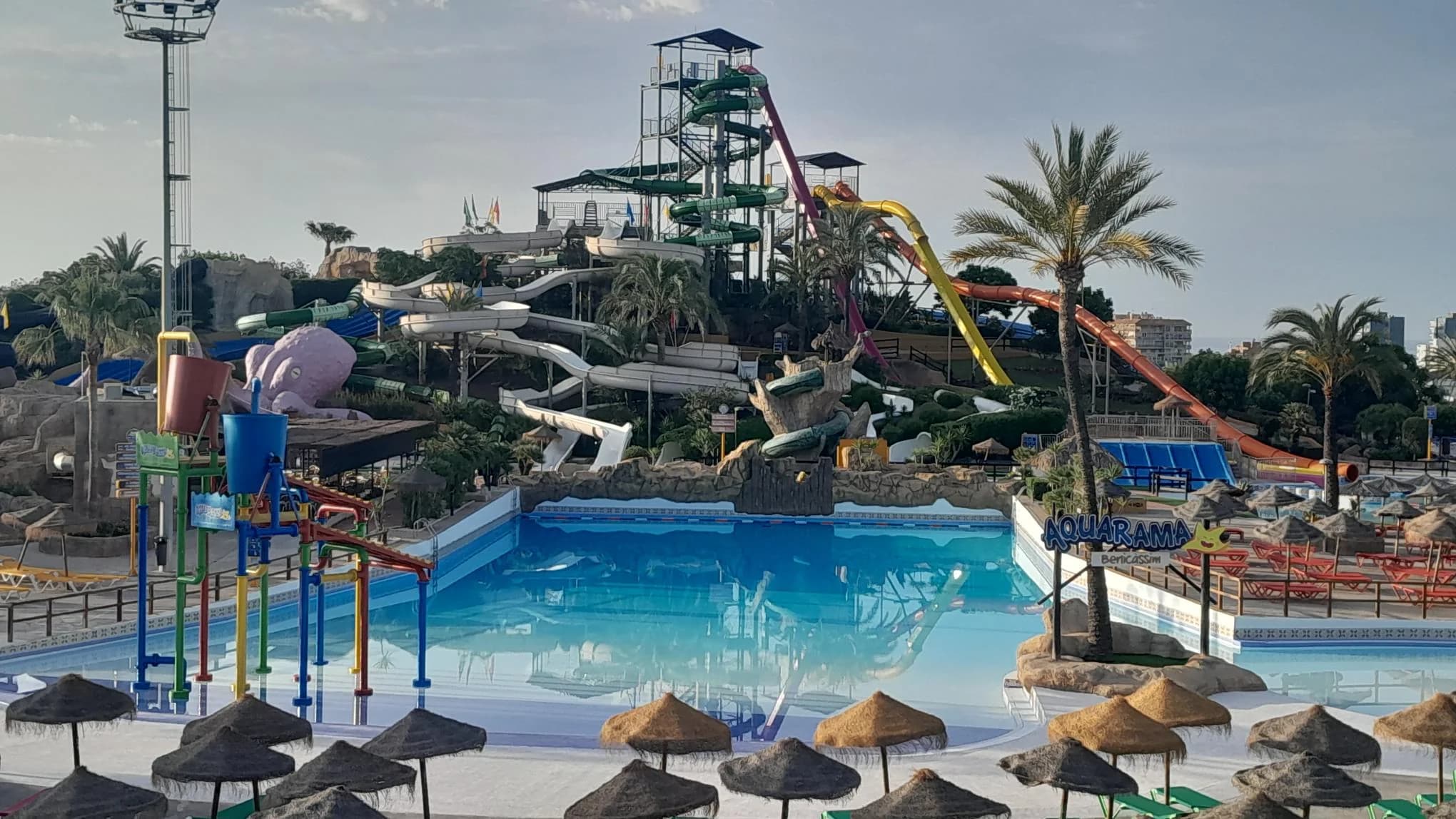 Parque WOW Aldaia parque acuático Valencia