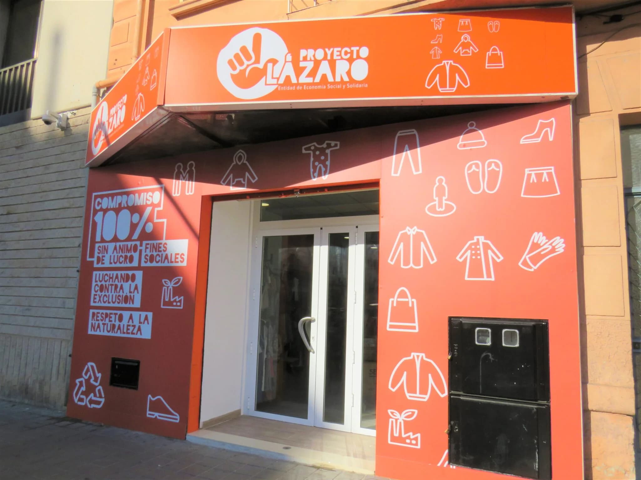 Proyecto Lázaro tienda segunda mano sostenible Alicante