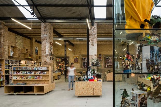 Interior de Raccoon Games