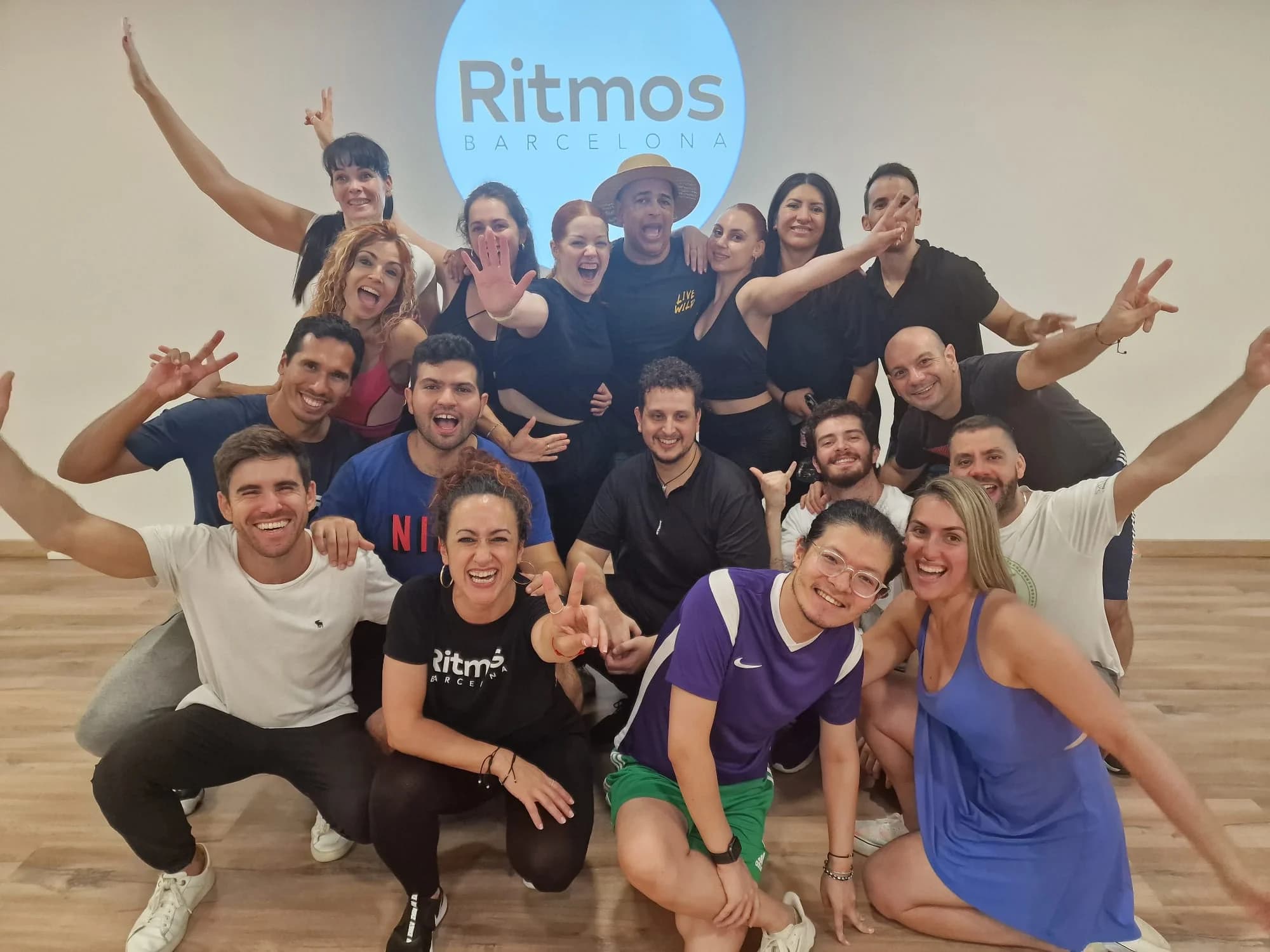 Ritmos Barcelona escuela salsa cubana Sants Barcelona