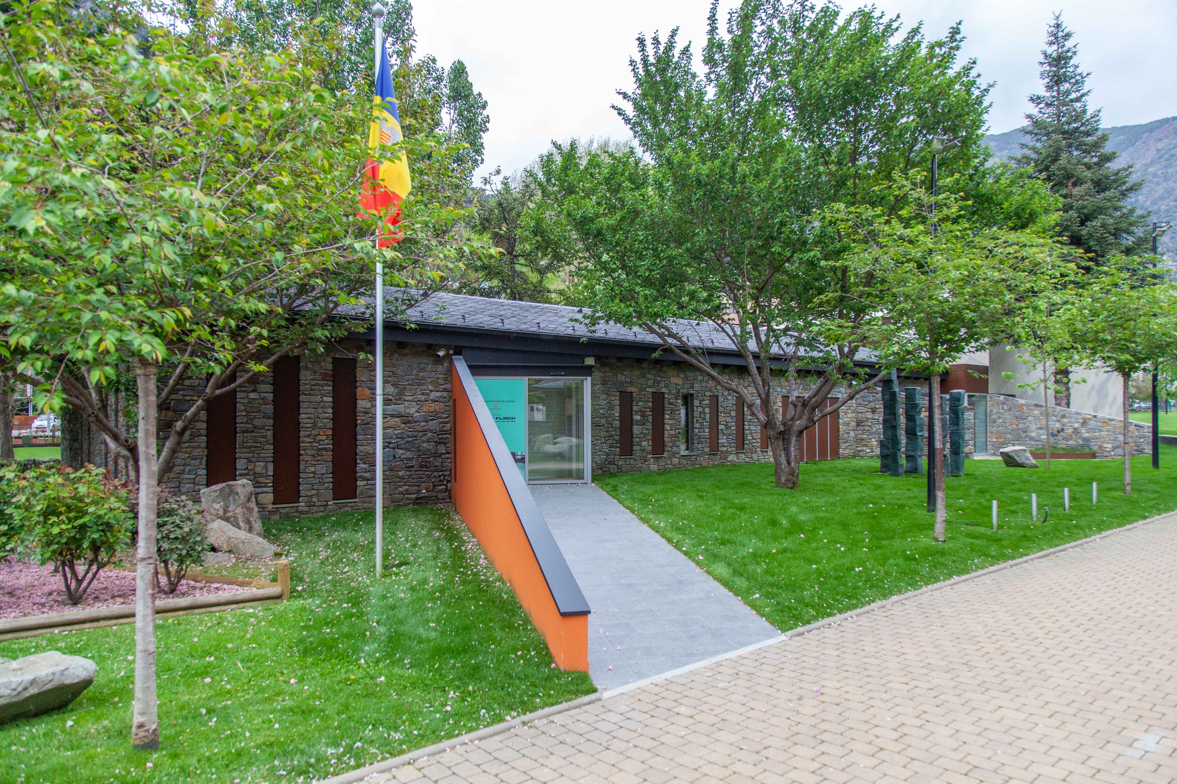 Sala de exposiciones del Gobierno en el Parc Central