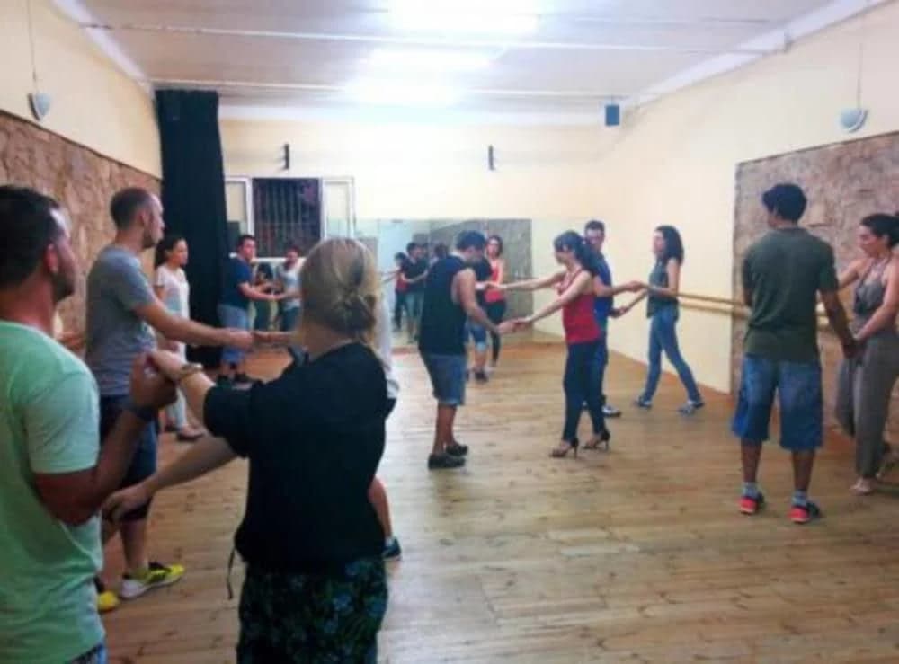 Salsabana academia salsa bachata Sants Barcelona