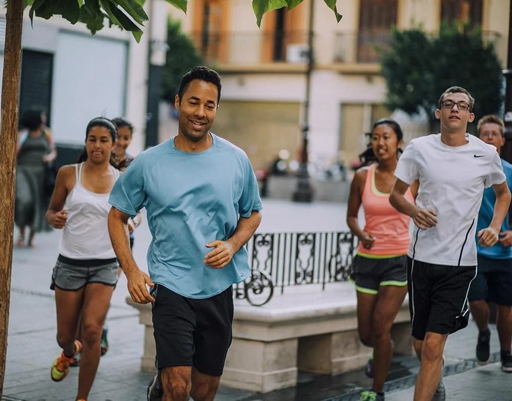 Sevilla Running Club: La Comunidad de Corredores del Guadalquivir