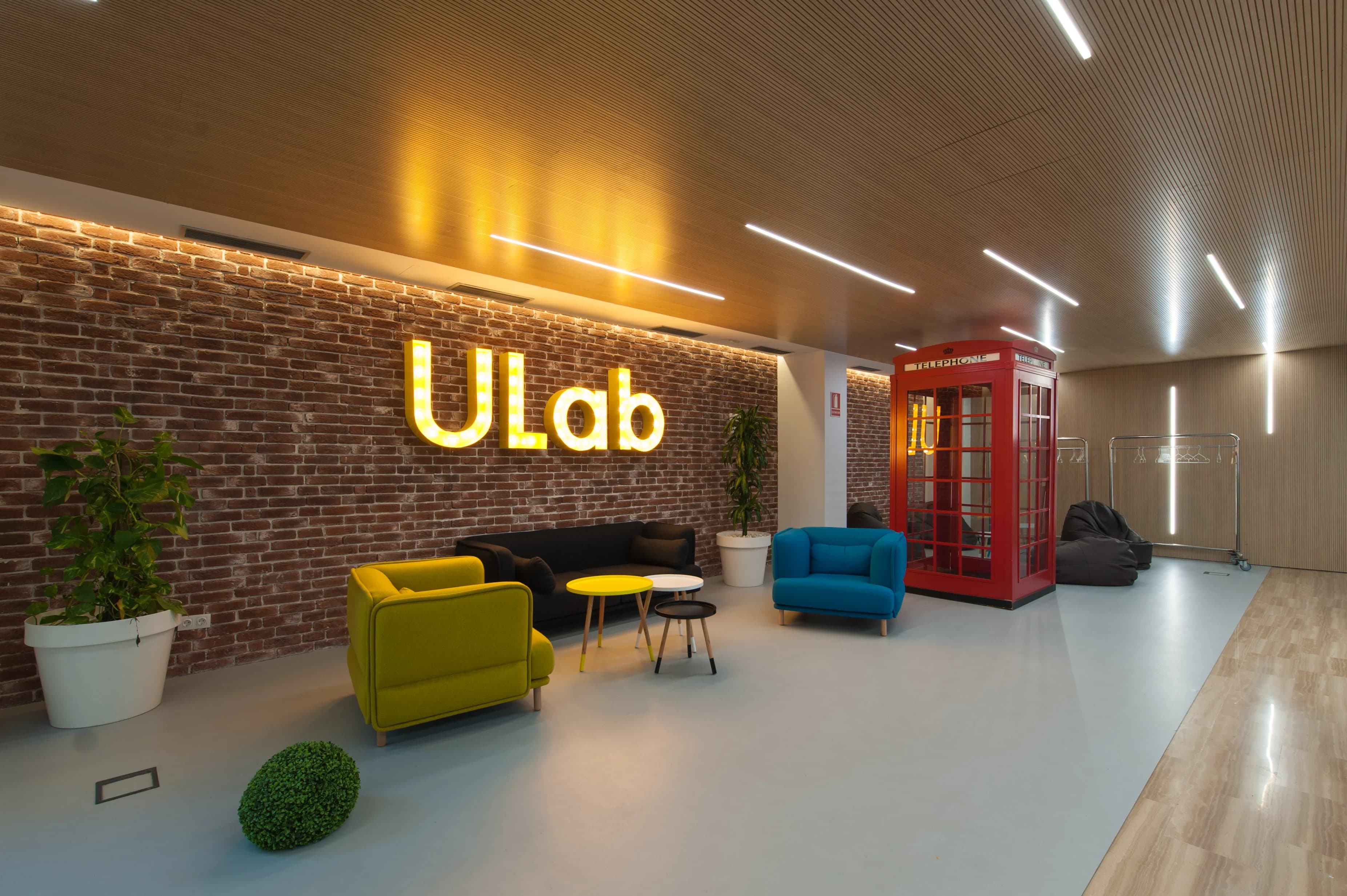 ULab Ideas Meeting Point coworking Plaza San Cristóbal Alicante