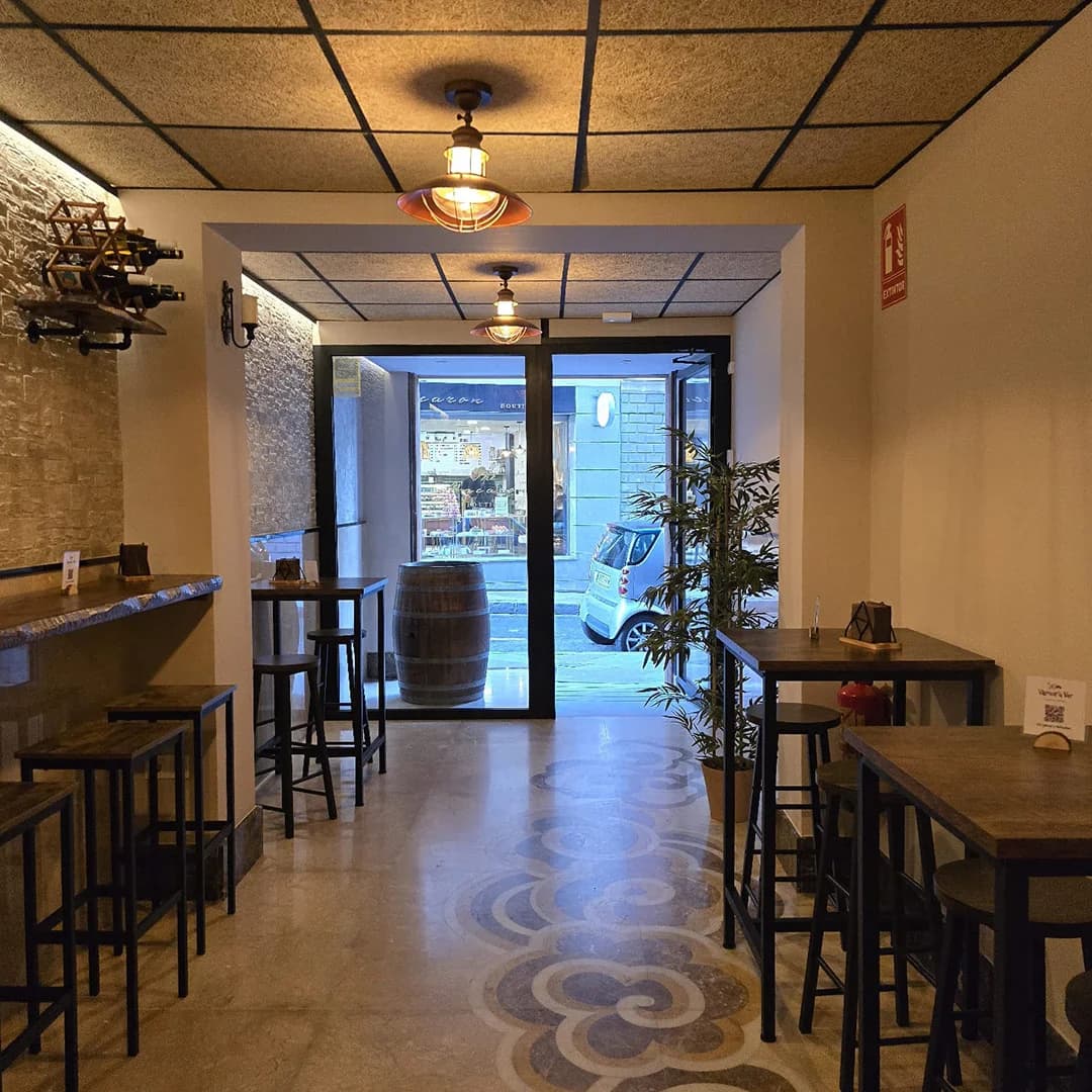 Vamor'a Ver taberna vinos tapas Alicante